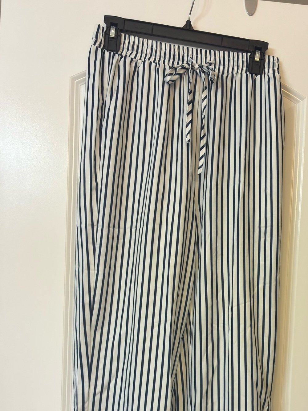 Wide-Leg Striped Drawstring Pants — Navy & White